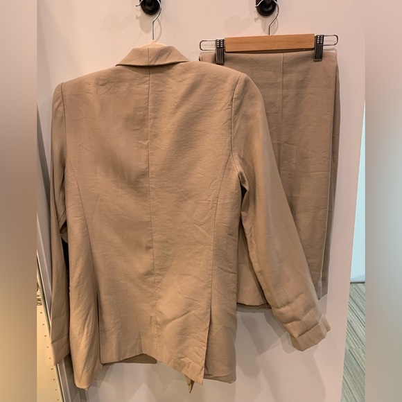 XS WAYFAIR linen suit jacket and matching pants in khaki - Picture 2 of 4